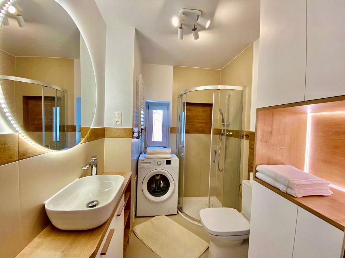 Apartamenty Na Klasztornej Ясло Экстерьер фото