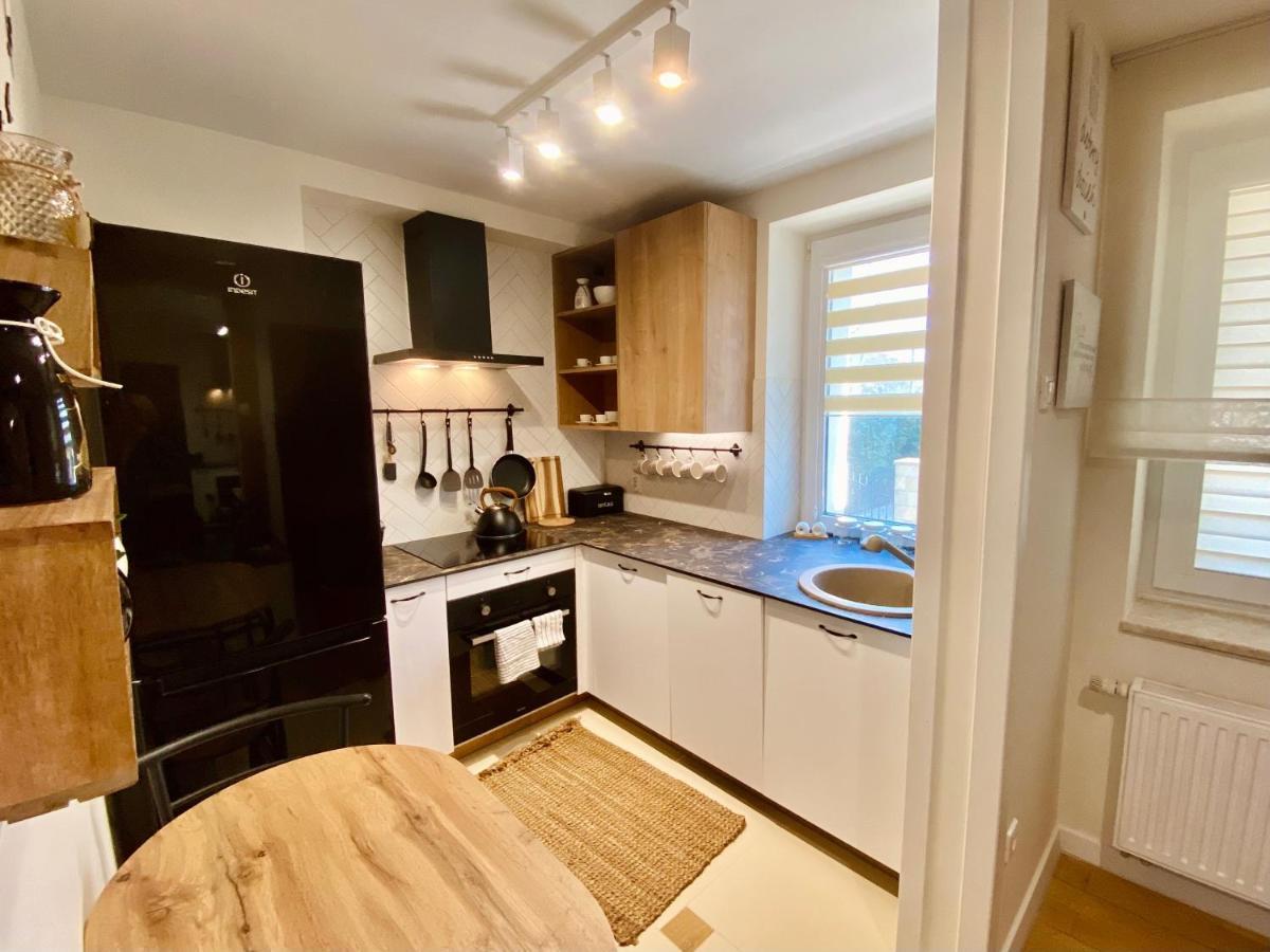 Apartamenty Na Klasztornej Ясло Экстерьер фото