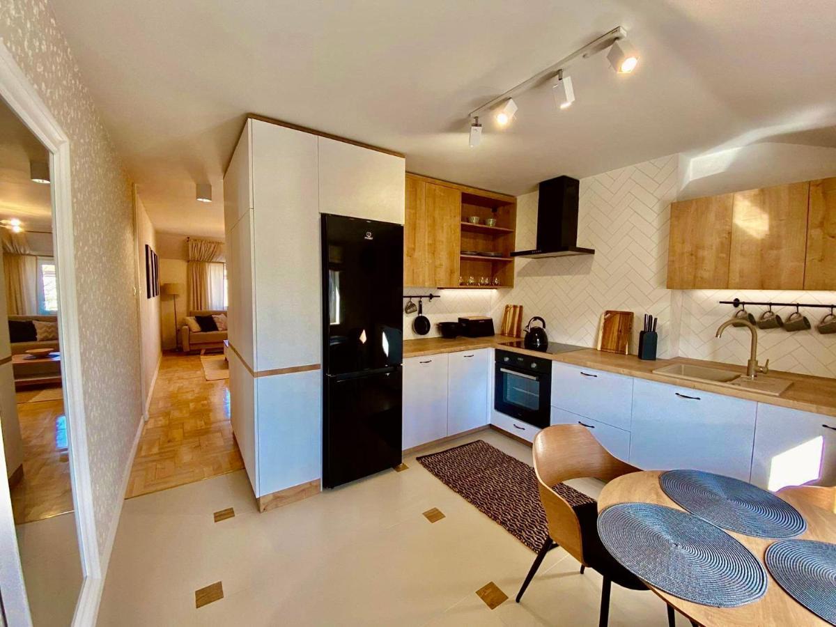 Apartamenty Na Klasztornej Ясло Экстерьер фото